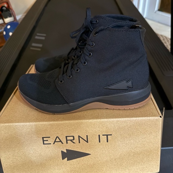 NIB GORUCK Men's Ballistic Trainer Mid Black Ruck Sneaker - Picture 1 of 4